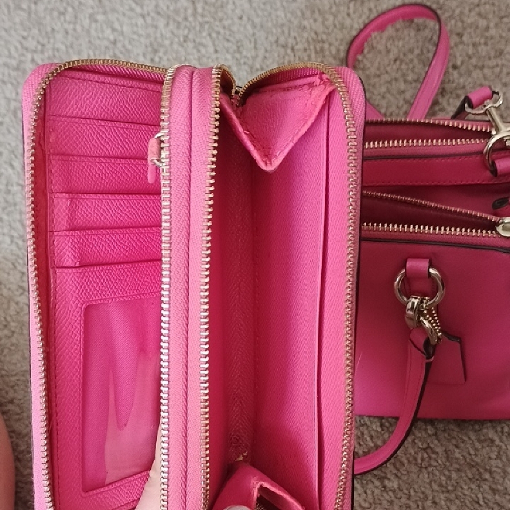 Coach Pink Handbag with Signature Wristlet - Picture 11 of 11